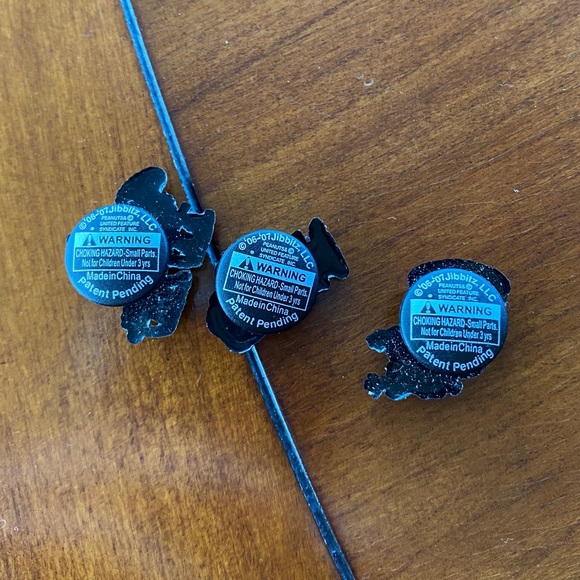 Charlie Brown Christmas Jibbitz - Picture 3 of 3